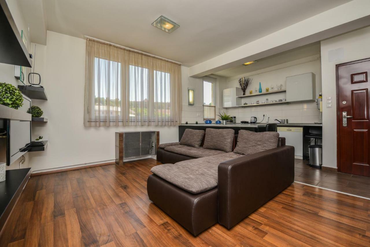 Castle Apartment With Panoramic Balcony Budapest Bagian luar foto